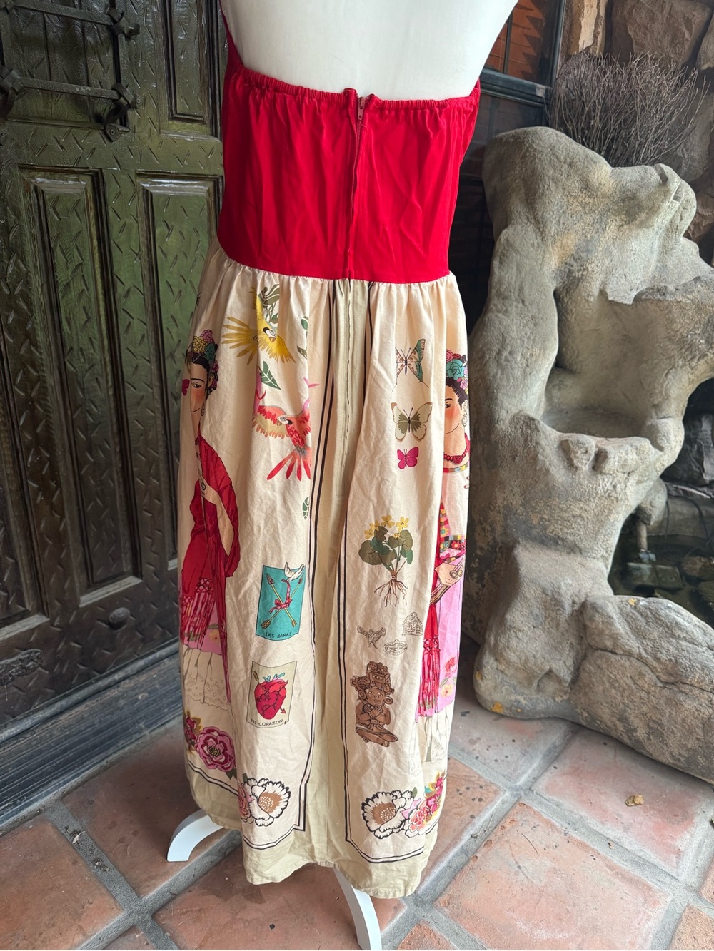 Frida Kahlo Inspired Maxi Dress - Picture 4 of 8